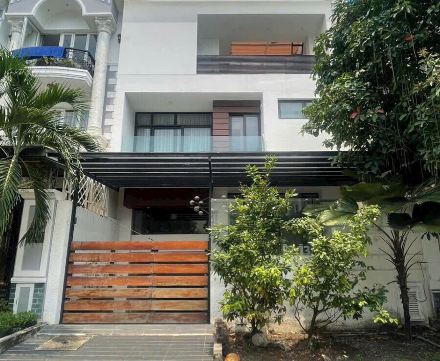 hinh anh mua ban nha biet thu nguyen can mat duong noi khu nam thien 1 phuong tan hung t11 2025 900x738 - Giá mua bán nhà Biệt thự nguyên căn Nội khu Nam Thiên 1 phường Tân Hưng T11/2025