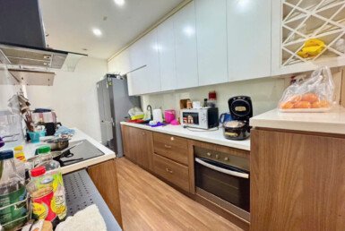 khong-gian-bep-rong-rai