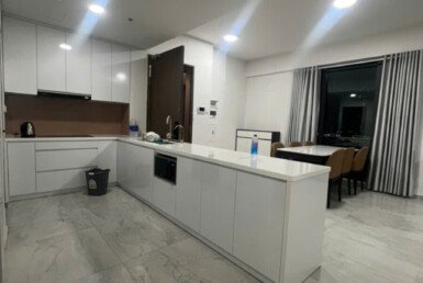 khong-gian-bep-rong-rai