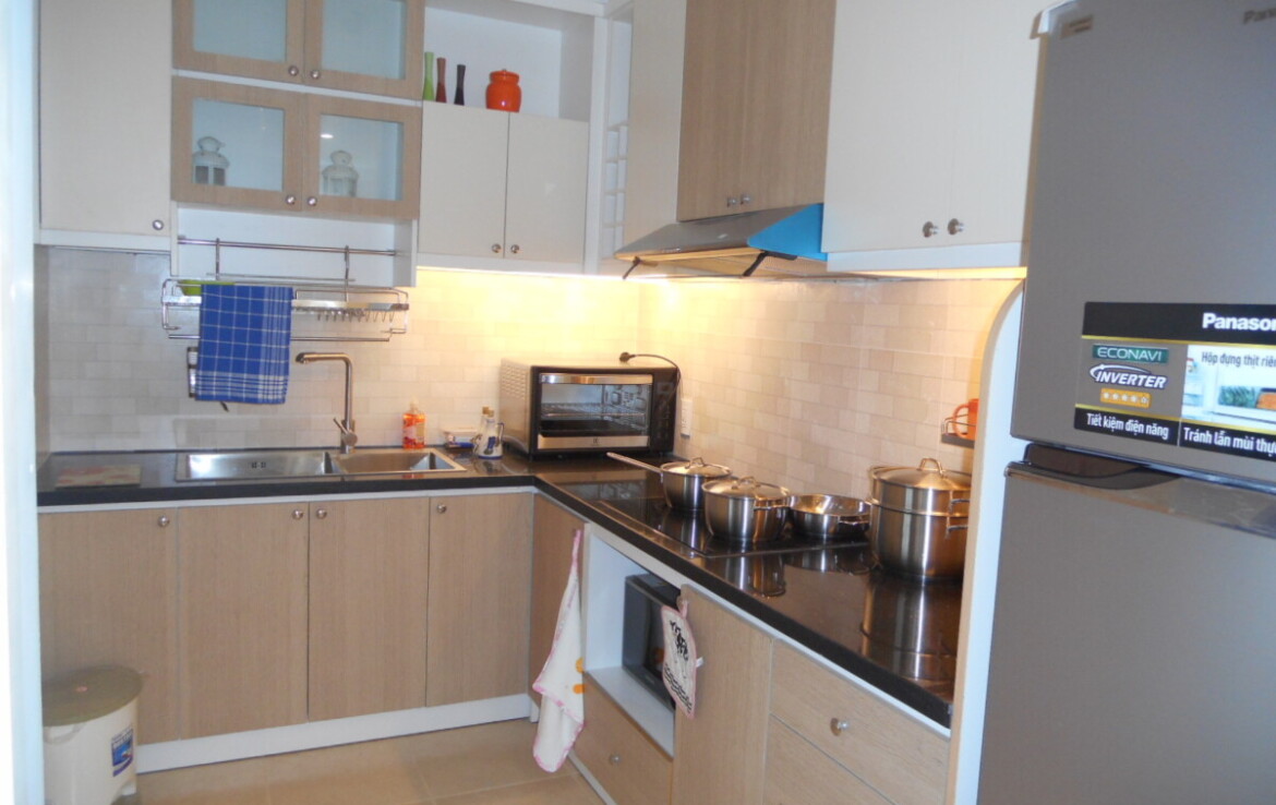 khong gian phong bep rong rai 1170x738 - Giá mua bán căn hộ 2pn - 77m2 tòa H chung cư Scenic Valley 1 phường Tân Mỹ T11/2025