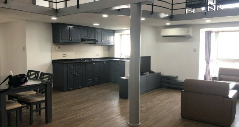 khong gian phong khach tang 1 810x430 - Giá mua bán căn hộ Duplex 3pn - 160m2 tòa 1A chung cư Sky Garden 1 phường Tân Hưng T11/2025