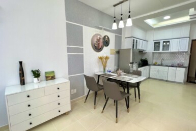 mot goc bep trong can ho can ban sky garden 2 2 385x258 - Cho thuê nhanh căn hộ 71m, chung cư Sky Garden 2, 02pn, giá 16tr/tháng, nội thất đầy đủ.