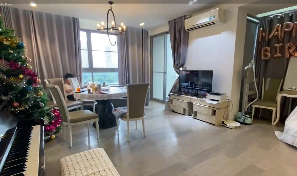 phong khach can ho ban 17 - Giá mua bán căn hộ 3pn số 05 tòa D chung cư Green Valley phường Tân Mỹ T11/2025