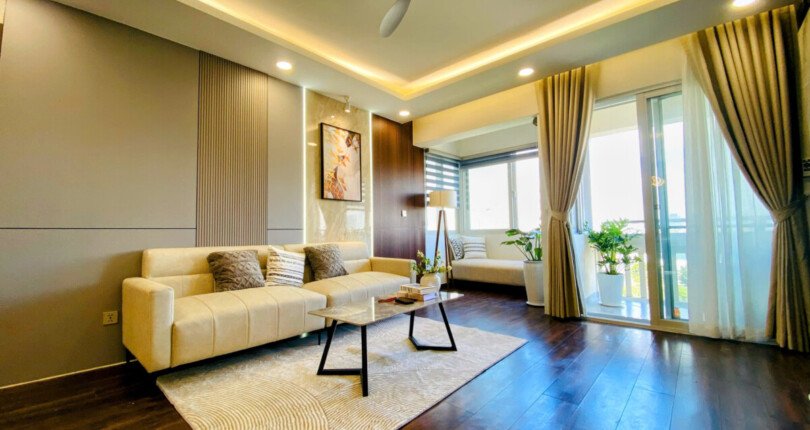 phong khach can ho ban 29 810x430 - Giảm giá bán gấp căn hộ 3pn chung cư Mỹ Khánh, 118m2, nội thất cao cấp, giá còn 9,3 tỷ