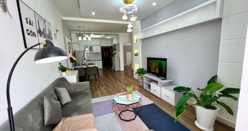 phong khach can ho ban 39 810x430 - Cho thuê nhanh căn hộ 71m, chung cư Sky Garden 2, 02pn, giá 16tr/tháng, nội thất đầy đủ.