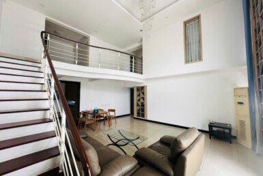 phong-khach-can-ho-ban