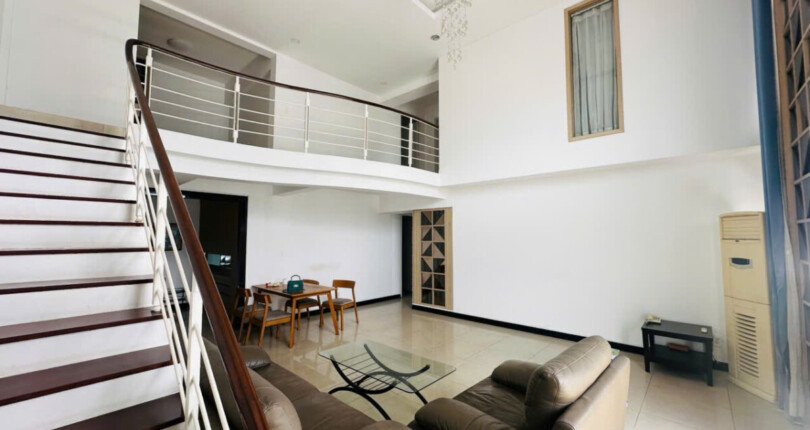 phong khach can ho ban 6 810x430 - Giá mua bán căn hộ Duplex 4pn chung cư Mỹ Khánh 2A phường Tân Hưng T11/2025