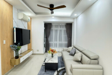 phong khach can ho can cho thue 1 385x258 - Bán căn hộ chung cư Sky Garden 3, 74m2, căn góc, giá 6.290 tỷ, nhà đẹp, nhà đang có hợp đồng thuê.