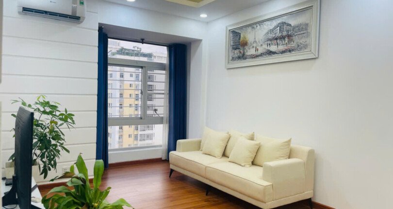 phong khach can ho can cho thue gap 810x430 - Bán căn hộ 71m2, chung cư Sky Garden 2, giá 4.750 tỷ, nhà đang có hợp đồng thuê 15tr/tháng.