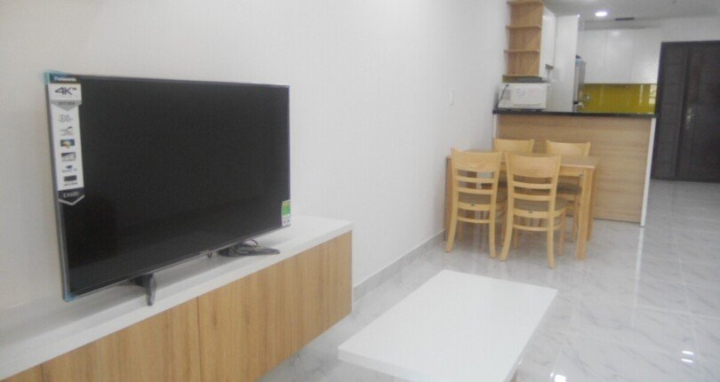 phong khach can ho cho thue 6 810x430 - Cho thuê căn hộ 80m2, 02pn, chung cư Scenic Valley 1, giá 20tr/tháng, nội thất đầy đủ.