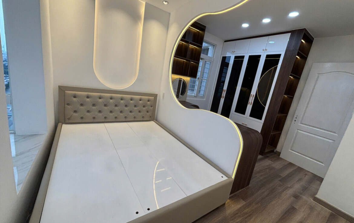 phong ngu can ho can ban 17 1170x738 - Bán căn hộ chung cư Sky Garden 3, diện tích 68m2, giá 5.4 tỷ , nhà đẹp, nội thất cao cấp.