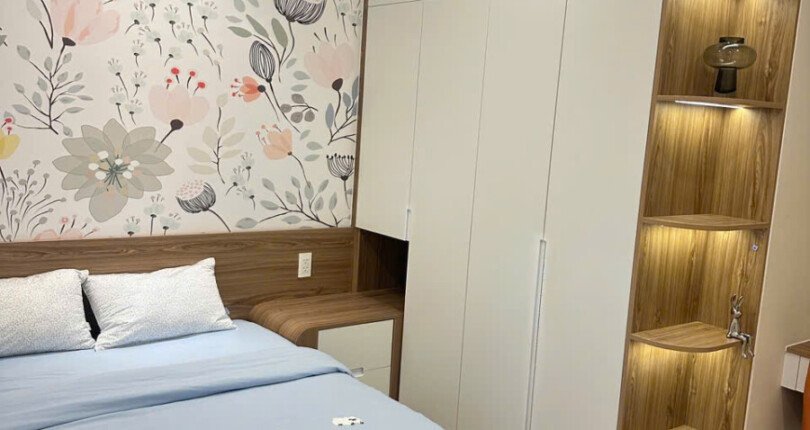 phong ngu can ho can ban nhanh 810x430 - Nhà đẹp cần bán, căn hộ chung cư Scenic Valley 1, diện tích 117m2, 03pn, nội thất mới hoàn toàn, giá 11 tỷ.