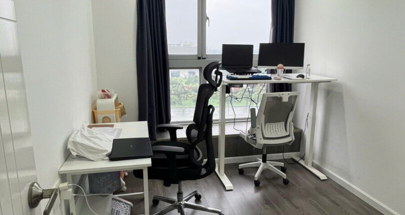 phong ngu can ho cho thue 4 810x430 - Cho thuê căn hộ chung cư Scenic Valley 1, thiết kế 02pn, 02wc, nội thất đầy đủ, xem nhà dễ.