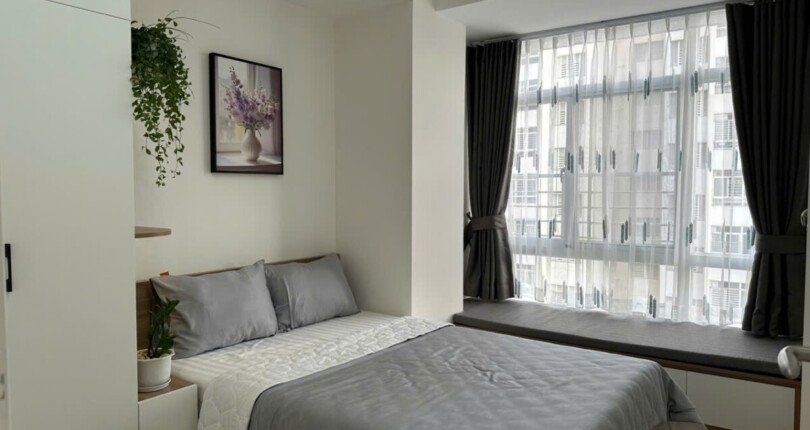 phong ngu lon can ho ban 810x430 - Bán căn hộ 03pn, chung cư Sky Garden 3, diện tích 100m2, nhà đang có hợp đồng thuê 27tr/tháng, giá 8 tỷ.