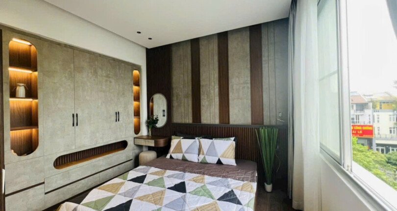 phong ngu nho 810x430 - Giá mua bán căn hộ 3pn tòa nhà B chung cư Park View phường Tân Hưng T11/2025