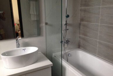 toilet-master-co-bon-tam-nam