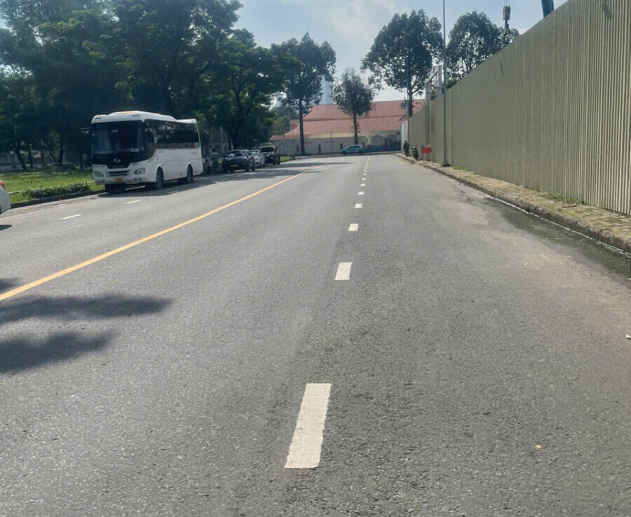 vi tri the regency mat duong nguyen khac vien phuong tan my 900x738 - Giá mua bán căn hộ 3pn lầu 22 chung cư The Regency phường Tân Mỹ T11/2025