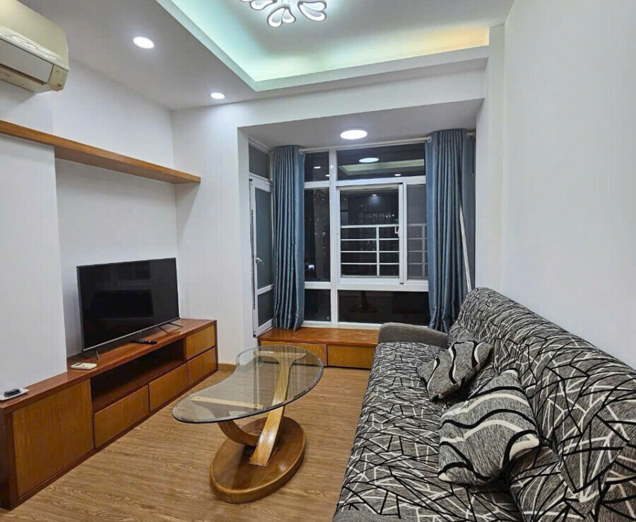 z6470610644078 52b5b4536addd2ecfd7973fb96bcb695 900x738 - Bán căn hộ Sky Garden 3. DT 68m2 Lầu cao- View trực diện hồ bơi- 2 Phòng-2wc- Đang cho thuê 13 Triệu. Giá bán 5.7 Tỷ