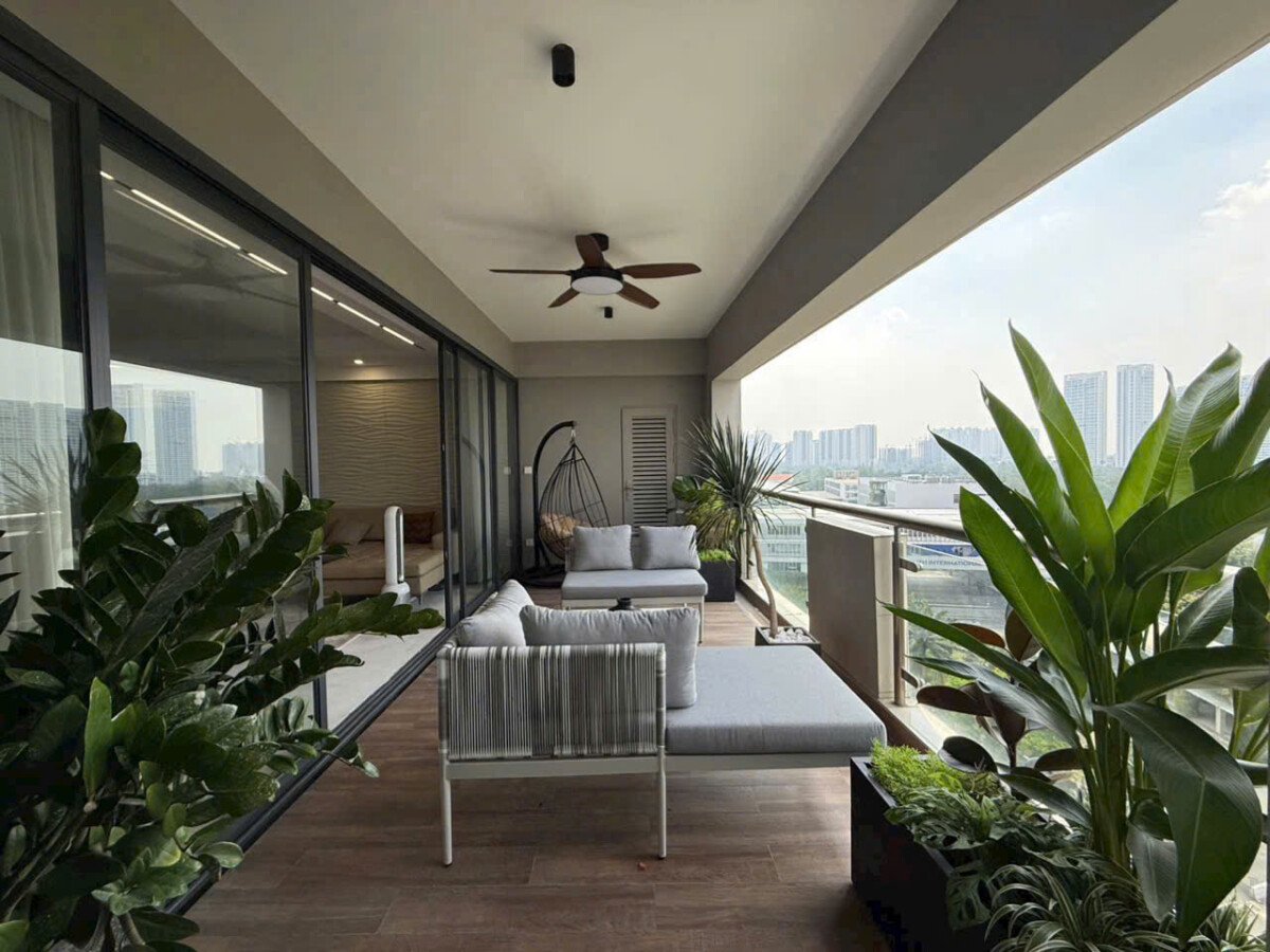 balcony sau sua chua - Giá mua bán căn hộ 3pn tòa C chung cư Mỹ Phát phường Tân Hưng T1/2026