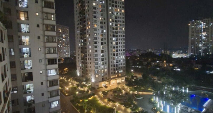 Bán căn hộ Saigon South Residences. DT 71m2 Nhà đẹp- Đầy đủ nội thất- 2 Phòng-2wc- Lầu trung- View nam- Giá 5.6 Tỷ