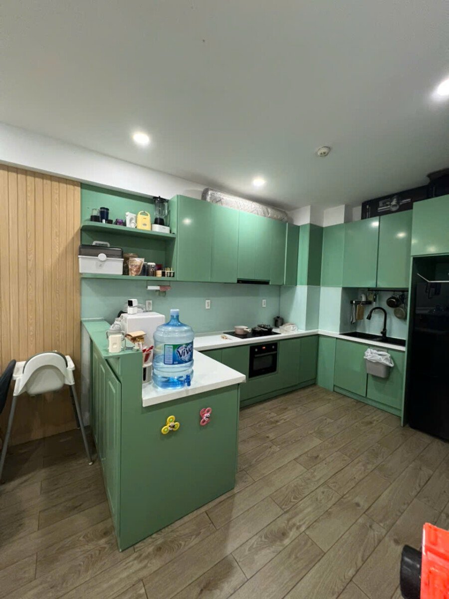 ban can ho Saigon South Residences 9 - Bán căn hộ Saigon South Residences. DT 71m2 Nhà đẹp- Đầy đủ nội thất- 2 Phòng-2wc- Lầu trung- View nam- Giá 5.6 Tỷ
