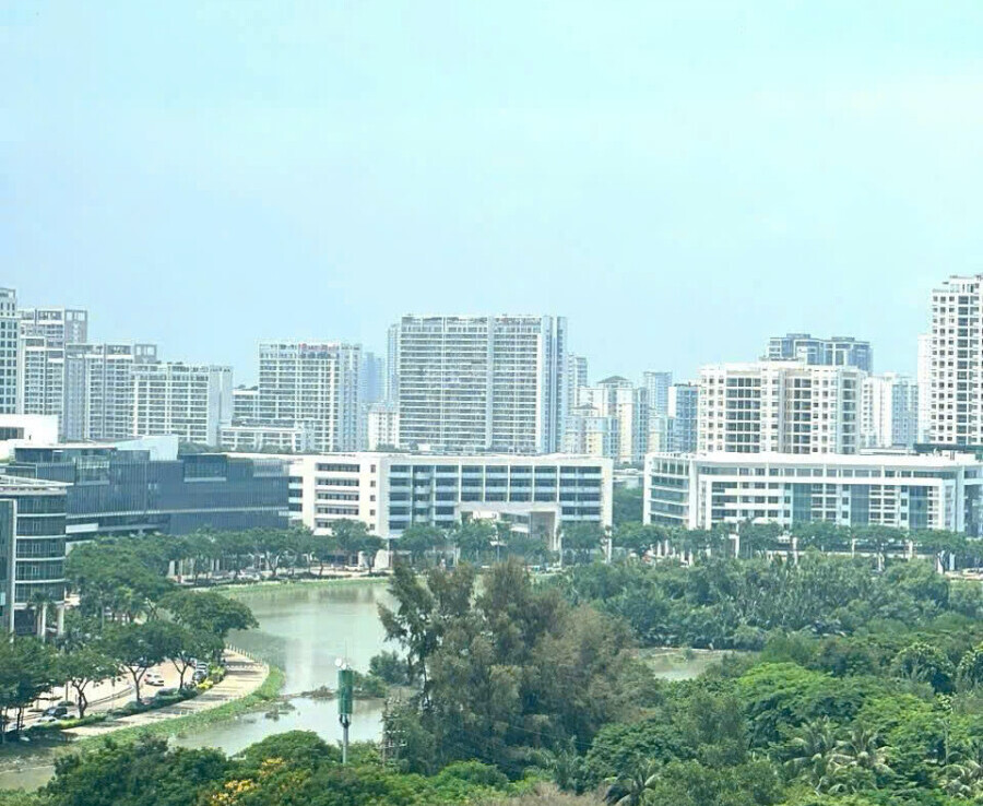 ban can ho happy valley 8 900x738 - Bán căn hộ Happy Valley DT 135m2 Lầu cao- View đông nam- 3 Phòng ngủ-2wc- Nội thất đầy đủ- Giá bán 12 Tỷ