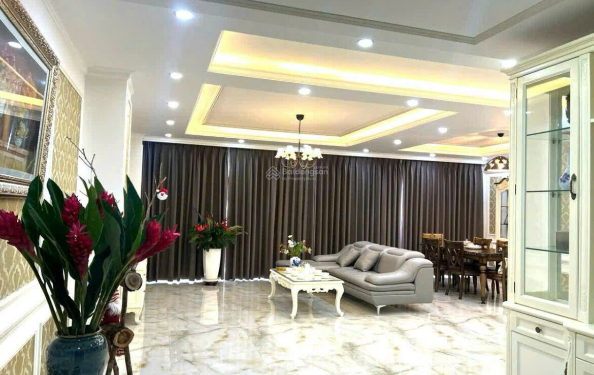 ban can ho happy valley 9 1170x738 - Bán căn hộ Happy Valley DT 135m2 Lầu cao- View đông nam- 3 Phòng ngủ-2wc- Nội thất đầy đủ- Giá bán 12 Tỷ