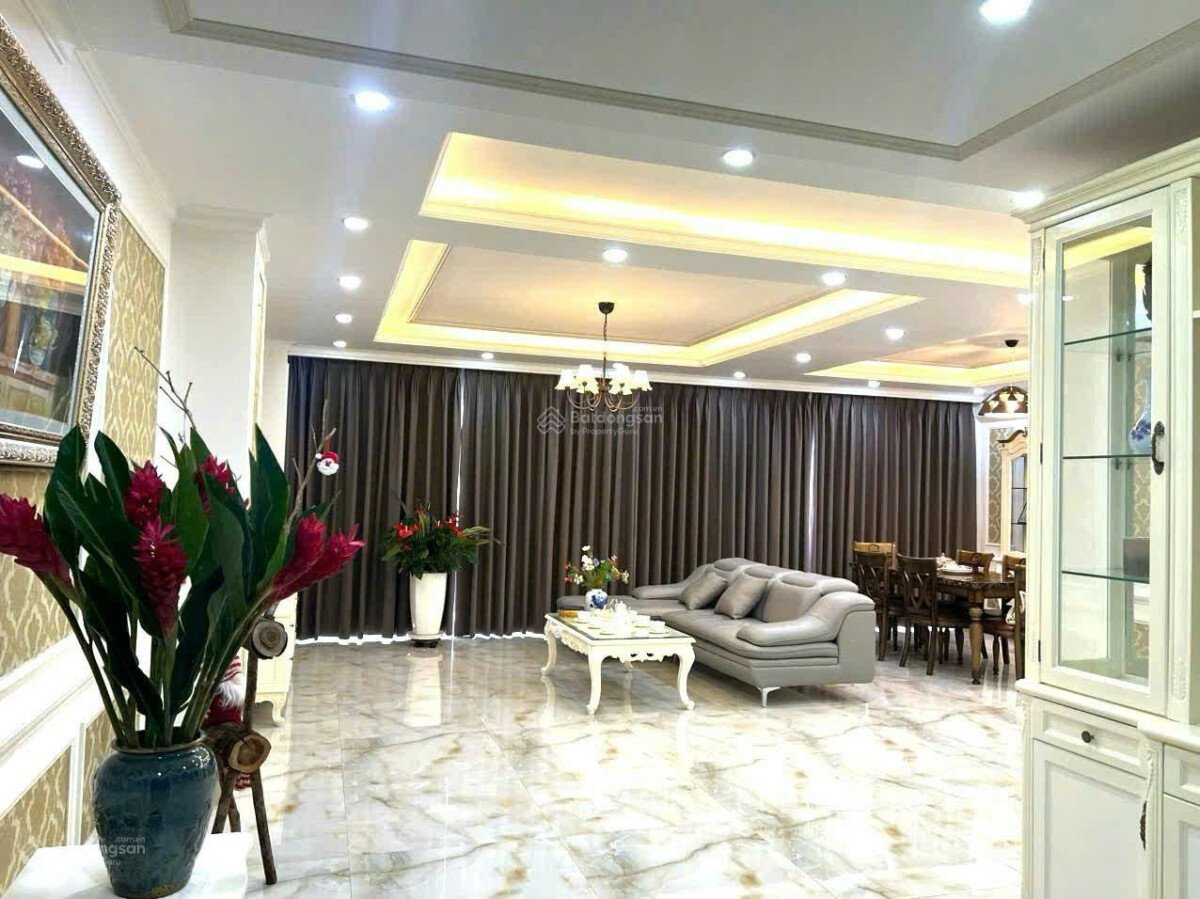 ban can ho happy valley 9 - Bán căn hộ Happy Valley DT 135m2 Lầu cao- View đông nam- 3 Phòng ngủ-2wc- Nội thất đầy đủ- Giá bán 12 Tỷ