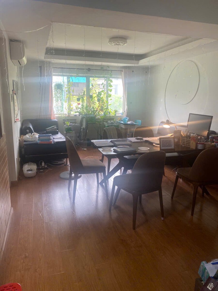 ban can ho hung vuong 2 1 - Bán căn hộ Hưng Vượng 2. DT 70m2 Nhà thiết kế 2 Phòng ngủ-1wc Nội thất đầy đủ- View hướng Nam- Giá tốt 4.350 Tỷ