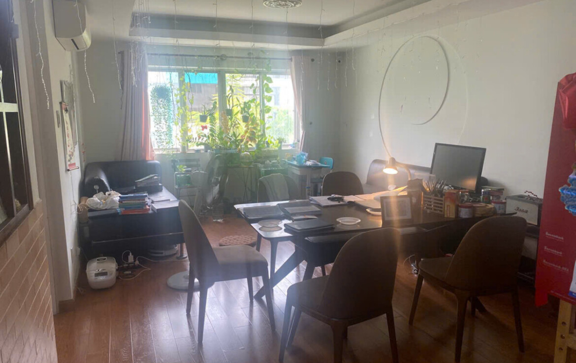 ban can ho hung vuong 2 2 1170x738 - Bán căn hộ Hưng Vượng 2. DT 70m2 Nhà thiết kế 2 Phòng ngủ-1wc Nội thất đầy đủ- View hướng Nam- Giá tốt 4.350 Tỷ