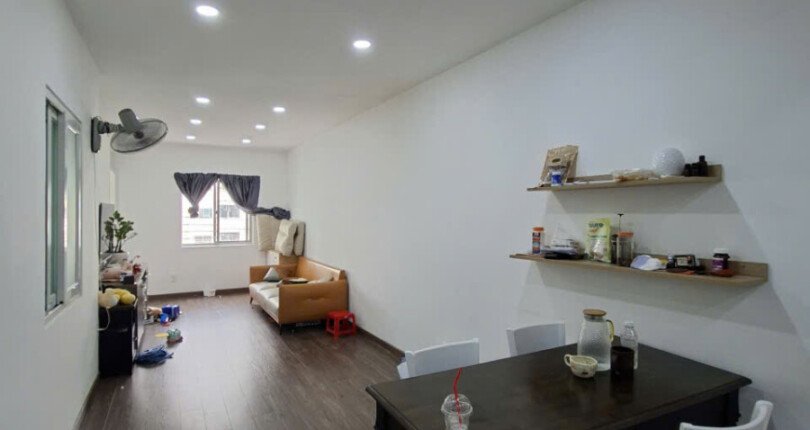 Bán căn hộ Hưng Vượng 3. DT 70m2 Thiết kế 2 Phòng ngủ-2wc Hiện đang cho thuê 12 Triệu/Tháng. Giá bán 4.350 Tỷ