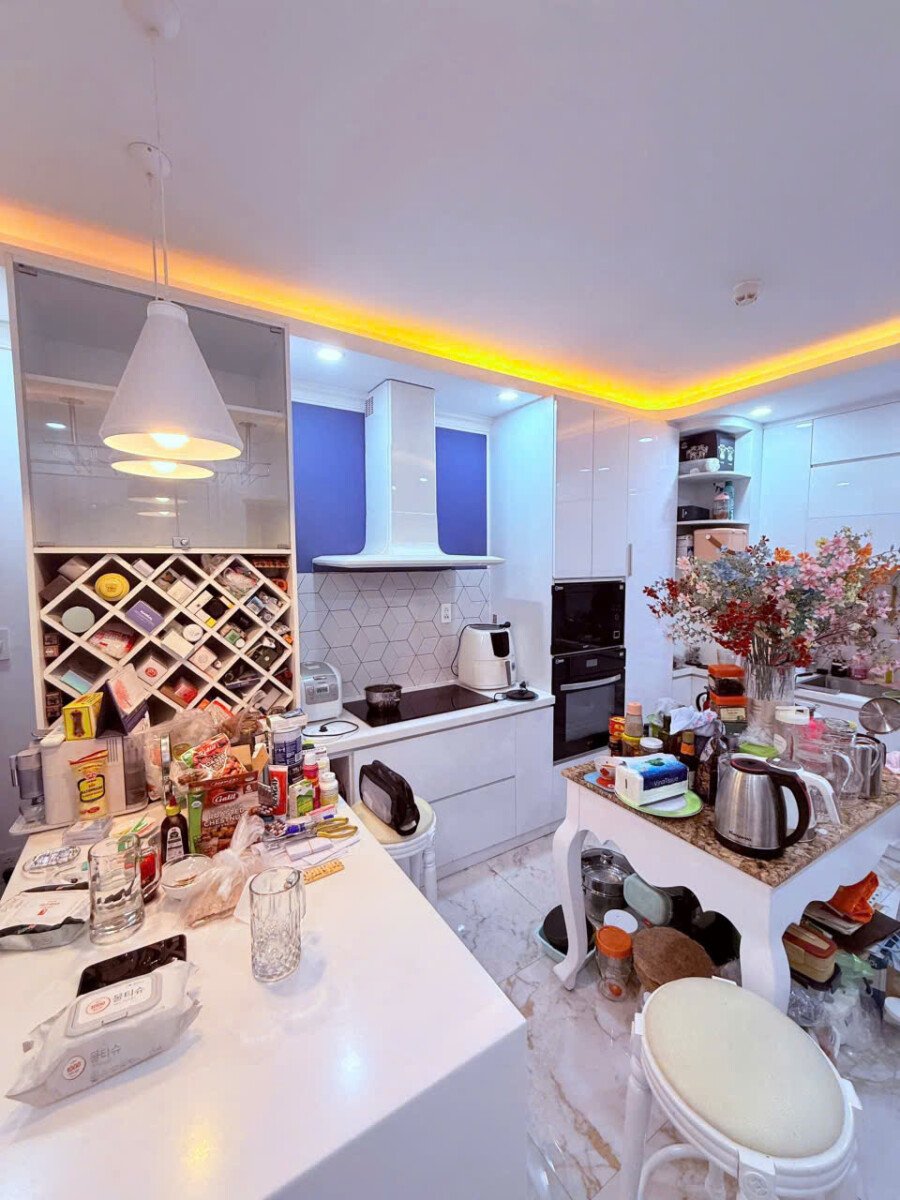 ban can ho sai gon south residences 1 - Bán căn hộ Saigon South Residences. DT 71m2 Lầu trung- thiết kế 2 Phòng-2wc- Nội thất đầy đủ- Giá bán 5.6 Tỷ