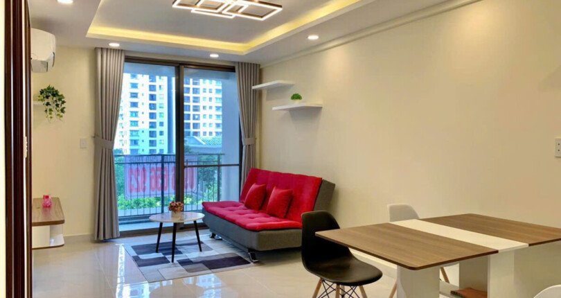 Bán căn hộ Saigon South Residences. DT 65m2 Thiết kế 2 Phòng-2wc- Nội thất đầy đủ- Có ô xe- Giá bán 5.5 Tỷ