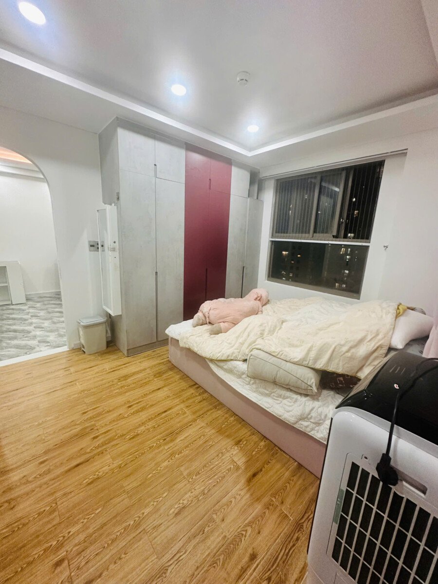 ban can ho saigon south residences 1 - Bán căn hộ Saigon South Residences. DT 71m2 Lầu cao view thoáng- Nội thất đầy đủ như hình- Giá bán 5.450 Tỷ