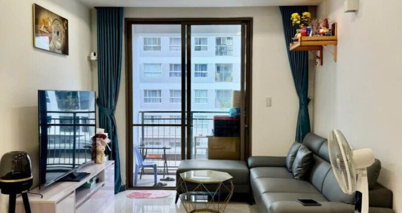 Bán căn hộ Saigon South Residences. Căn góc 74m2 Nhà đầy đủ nội thất- 2 Phòng ngủ-2wc- Giá bán 5.850 Tỷ