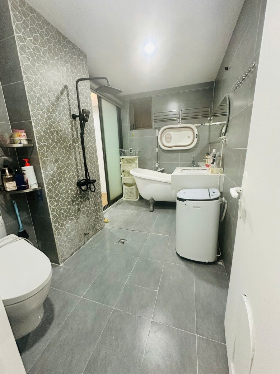 ban can ho saigon south residences 2 - Bán căn hộ Saigon South Residences. DT 71m2 Lầu cao view thoáng- Nội thất đầy đủ như hình- Giá bán 5.450 Tỷ