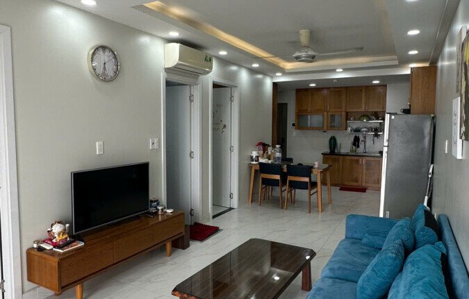 Bán nhanh căn hộ Saigon South residences. DT 71m2 Lầu siêu cao- 2 Phòng-2wc- đầy đủ nội thất- Giá bán 5.650 Tỷ (TL)