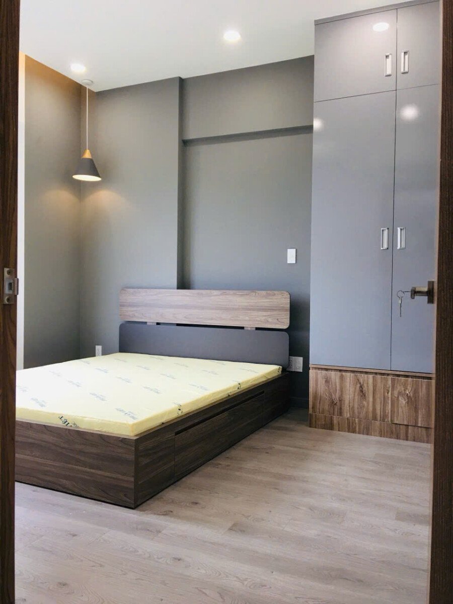 ban can ho saigpn south residences 2 - Chuyển nhượng căn hộ Saigon South Residences. DT 71m2 Nhà mới decor- Nội thất mới- 2 Phòng-2wc Lầu cao vút- Giá 5.990 Tỷ