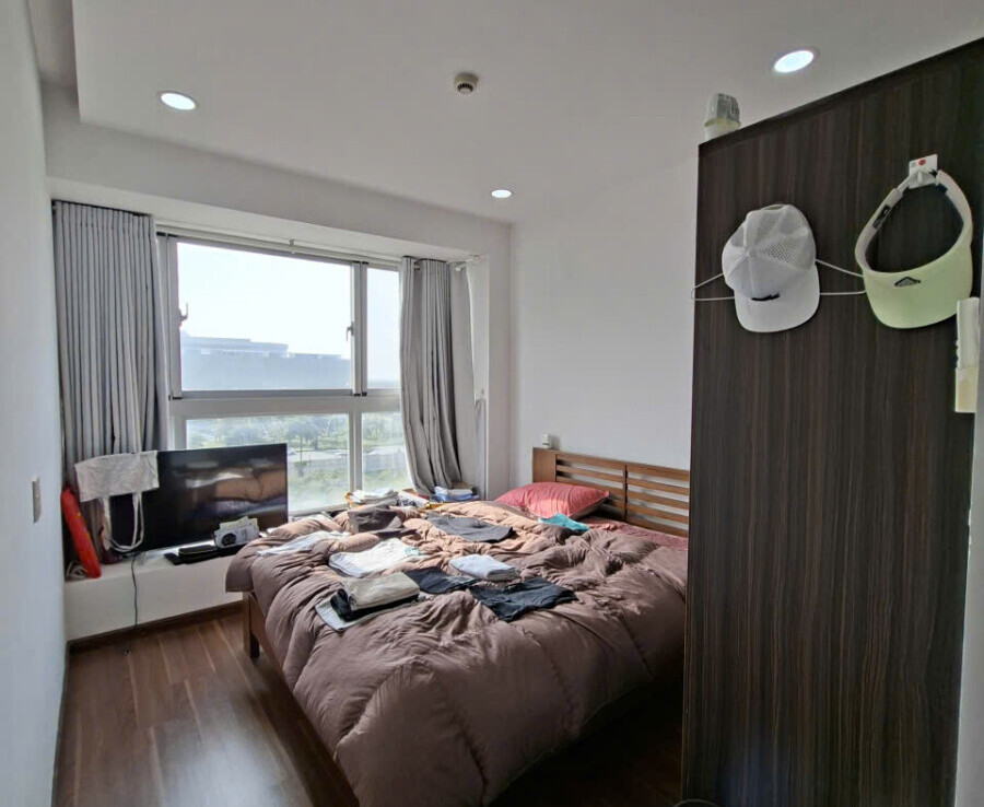 ban can ho scenic valley 1 1 2 900x738 - Bán nhanh căn hộ Scenic Valley 1. DT 71m2 Nhà thiết kế 2 phòng ngủ-2wc- Nội thất đầy đủ- Giá chốt 6.3 Tỷ