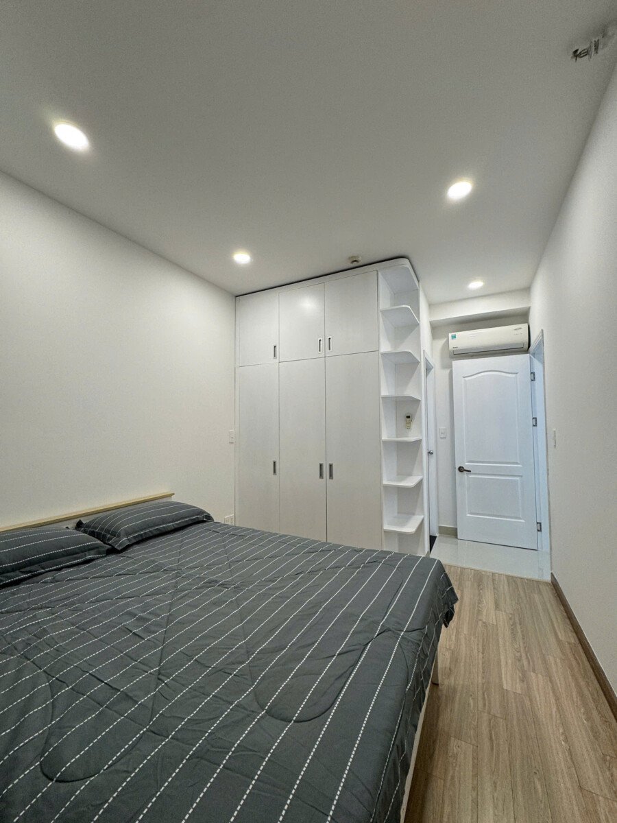 ban can ho scenic valley 1 1 - Bán gấp căn hộ Scenic Valley 1. DT 71m2 Nhà đẹp- tone trắng- 2 Phòng-2wc- sổ sẵn công chứng nhanh. Giá 6.550 Tỷ