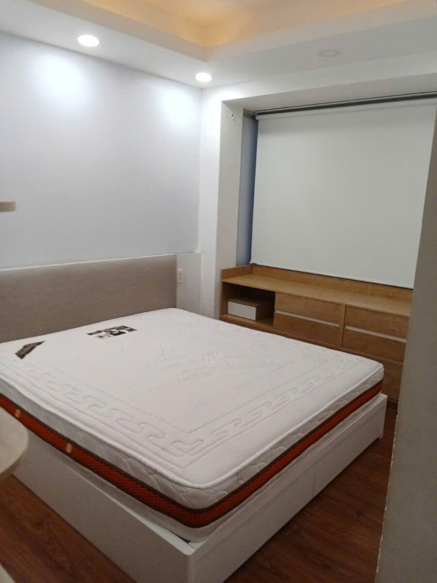 ban can ho scenic valley 1 8 4 - Bán nhanh căn góc Scenic Valley 1. Căn góc 77m2 Thiết kế 2 Phòng-2wc- View không bị chắn- đang cho thuê 18.5 Triệu. Giá bán 7.490 Tỷ