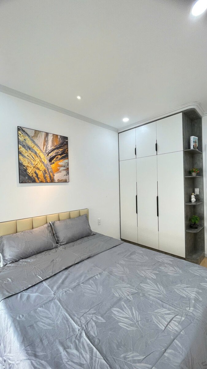 ban can ho sky garden 1 3 - Bán căn hộ đẹp tại Sky Garden 2. DT 71m2 Nhà đẹp- 2 Phòng ngủ- 1wc- Nội thất đầy đủ như hình- Giá bán 5.2 Tỷ