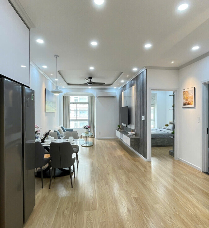 ban can ho sky garden 1 6 675x738 - Bán căn hộ đẹp tại Sky Garden 2. DT 71m2 Nhà đẹp- 2 Phòng ngủ- 1wc- Nội thất đầy đủ như hình- Giá bán 5.2 Tỷ