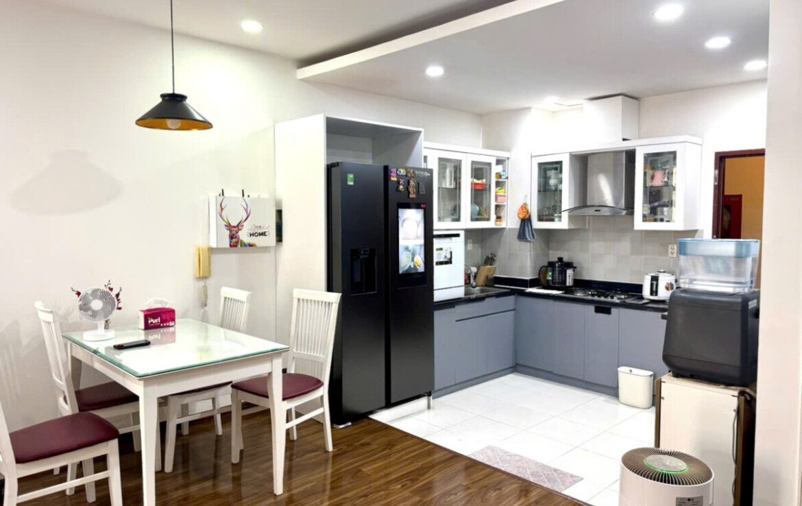 ban can ho sky garden 2 1 1 1170x738 - Bán căn hộ Sky Garden 2- DT 71m2 Nhà đẹp- Nội thất đầy đủ- Block trung tâm- 2 phòng-1wc- Giá bán 4.9 Tỷ