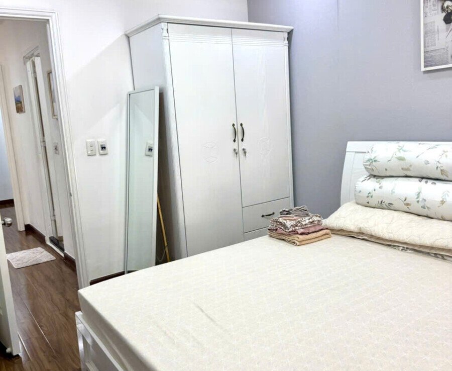 ban can ho sky garden 2 3 1 900x738 - Bán căn hộ Sky Garden 2- DT 71m2 Nhà đẹp- Nội thất đầy đủ- Block trung tâm- 2 phòng-1wc- Giá bán 4.9 Tỷ