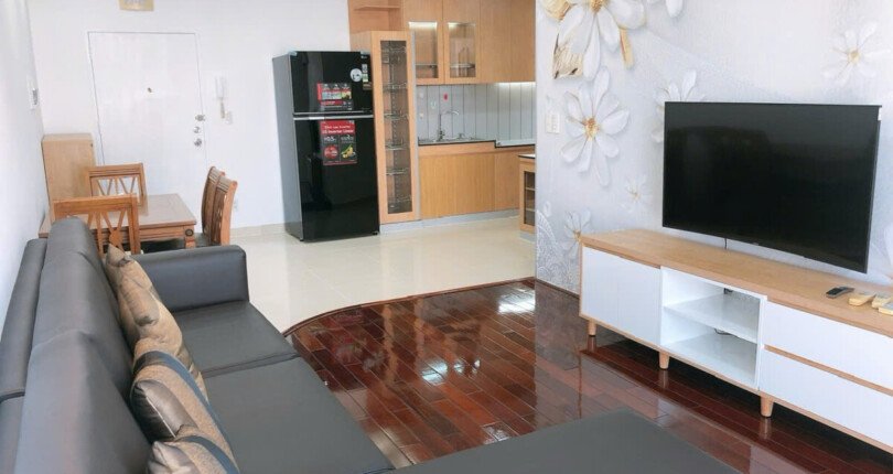 Bán gấp căn hộ Sky garden 2. Căn góc 91m2 Thiết kế 3 Phòng-2wc- View trực diện hồ bơi- Giá bán 6.5 Tỷ