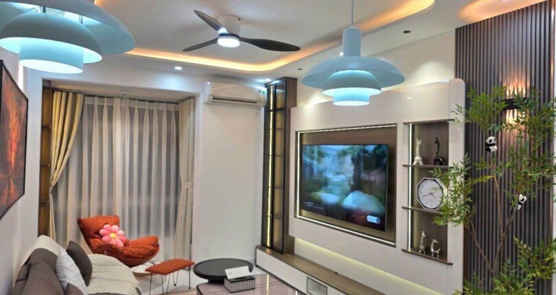 Bán căn hộ Sky Garden 2. DT 71m2 Thiết kế 2 Phòng ngủ-2wc- Nội thất mới như hình View Thoáng. Giá 5.860 Tỷ