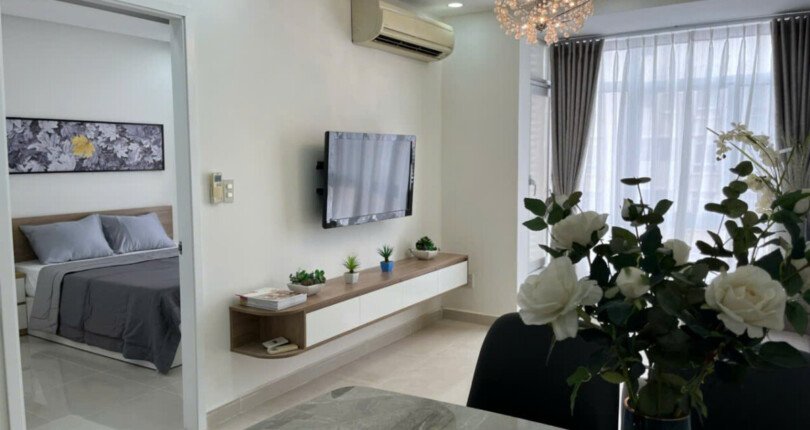 Bán căn hộ đẹp tại Sky Garden 3. DT 68m2 lầu cao- đang cho thuê 18 Triệu/Tháng- Thiết kế 2 phòng-2wc- Giá bán 5.390 Tỷ