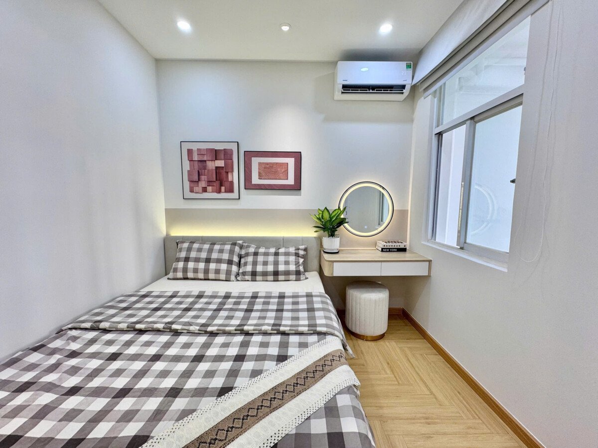 ban can ho sky garden 3 11 6 - Bán căn hộ đẹp tại Sky Garden 3. DT 70m2 Nội thất cao cấp- thiết kế 3 Phòng-2wc- Cửa nam view bắc- Giá bán 6.550 Tỷ