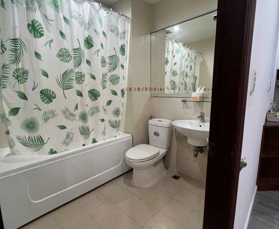 ban can ho sky garden 3 12 1 900x738 - Bán nhanh căn hộ Sky garden 3. DT 56m2 Nhà đẹp- 2 Phòng-1wc- Đang cho thuê 12 triệu. Giá bán chỉ 4.350 Tỷ